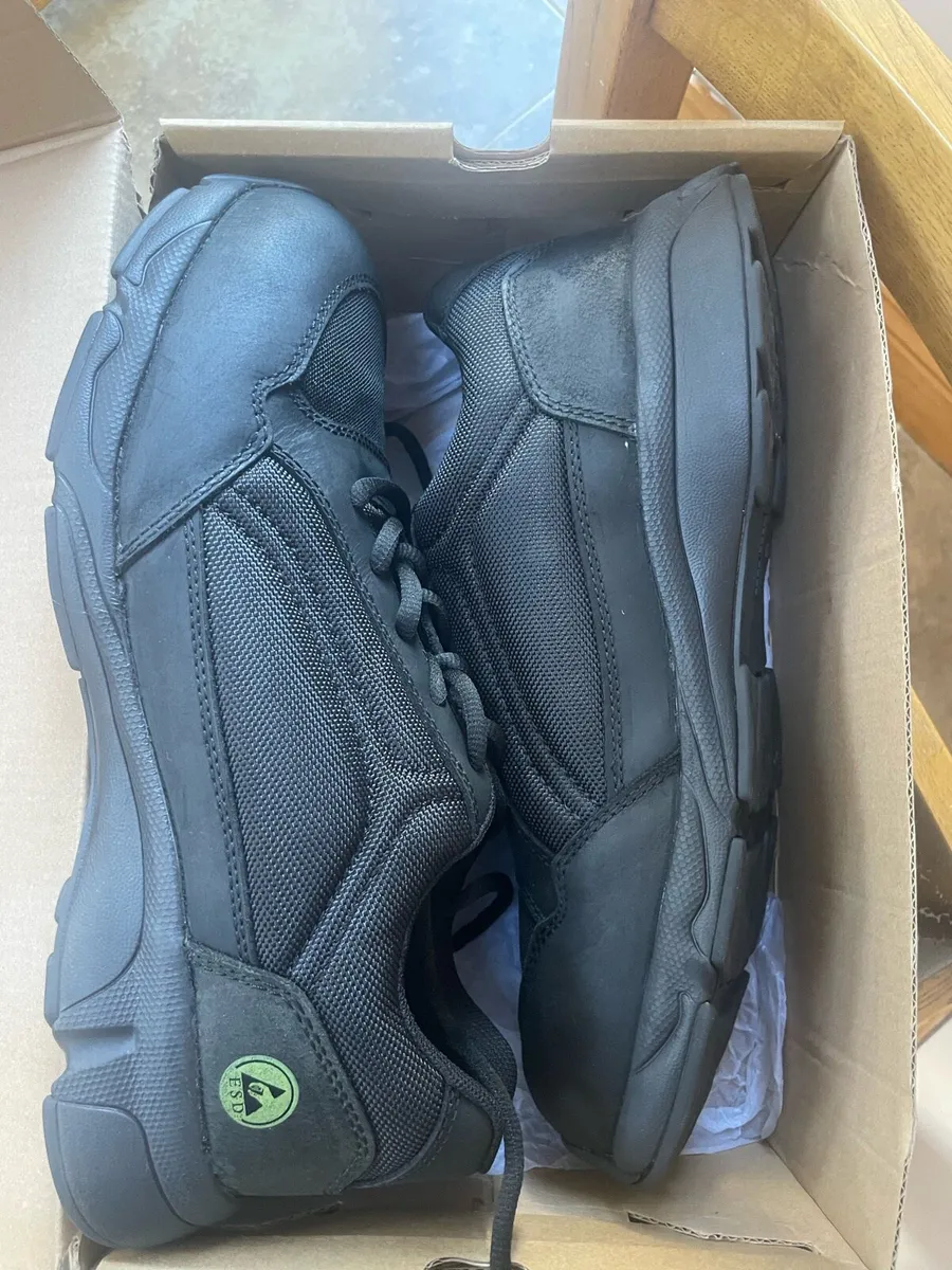 Safety Shoes - Image 3
