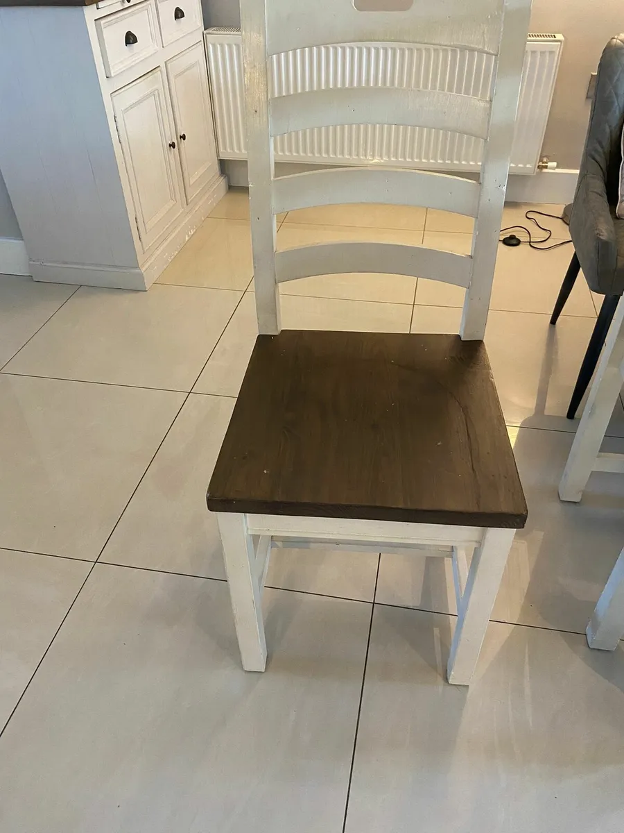 Dining table and chairs - Image 4
