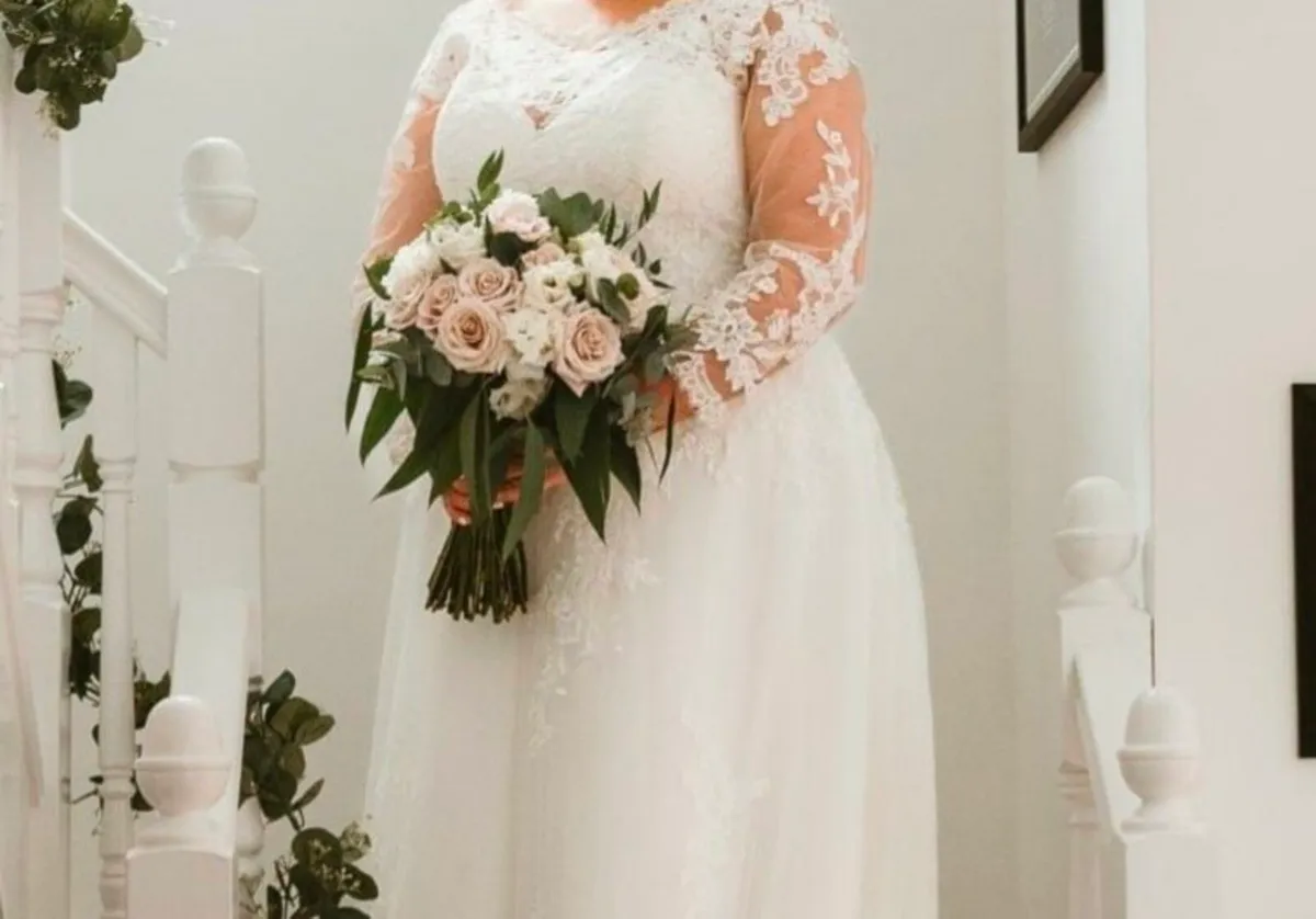 Wedding florist - Image 2