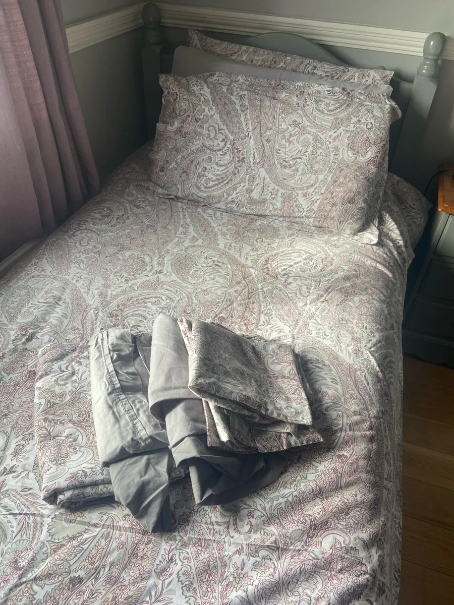 Bed Sheets (Single Bed) - Image 2