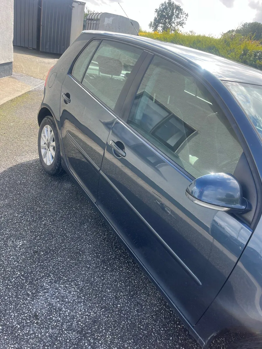 Volkswagen Golf - Image 4