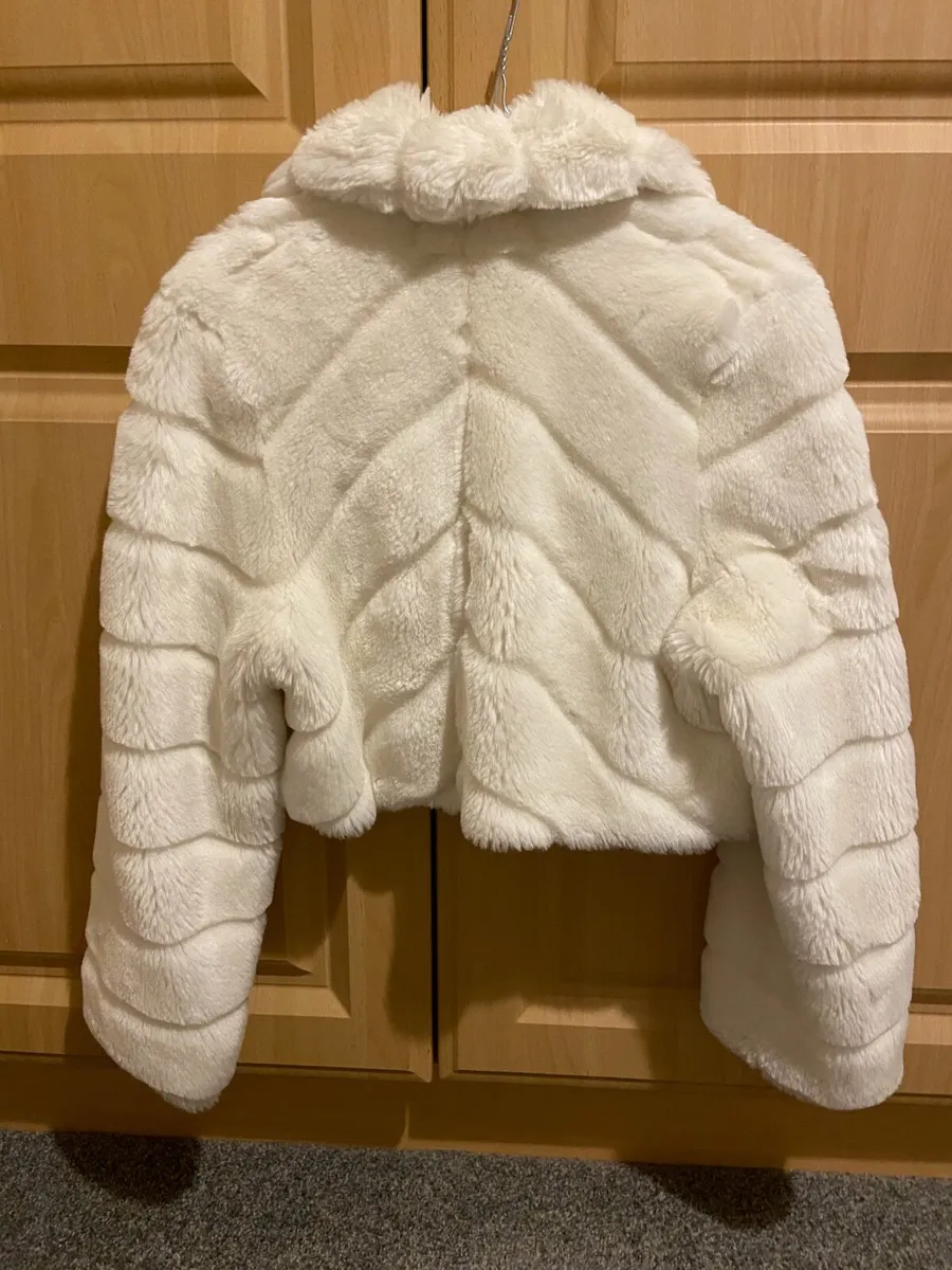 Ladies fur jacket - Image 3