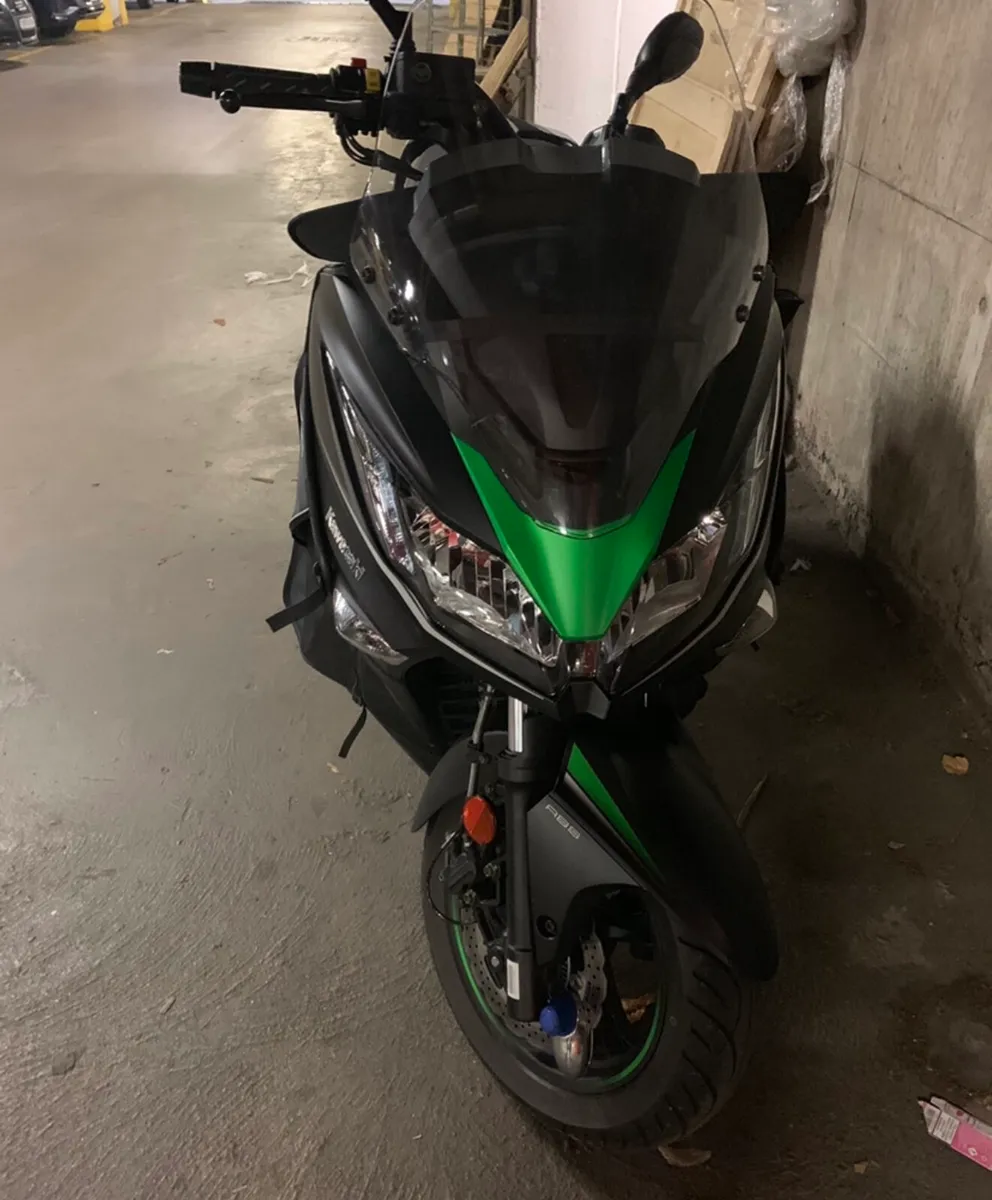 Kawasaki j300 - Image 1