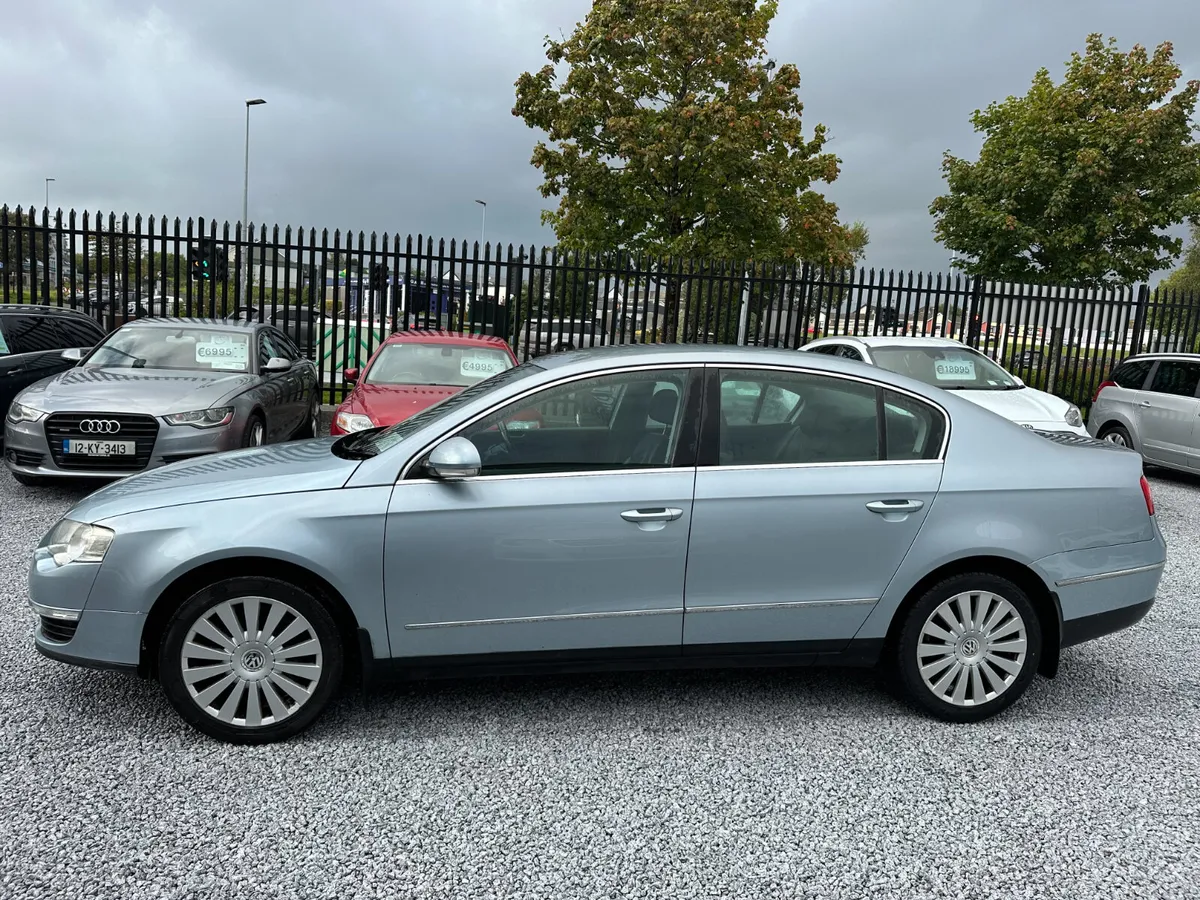 2009 Volkswagen Passat 1.9 TDI Highline - Image 4