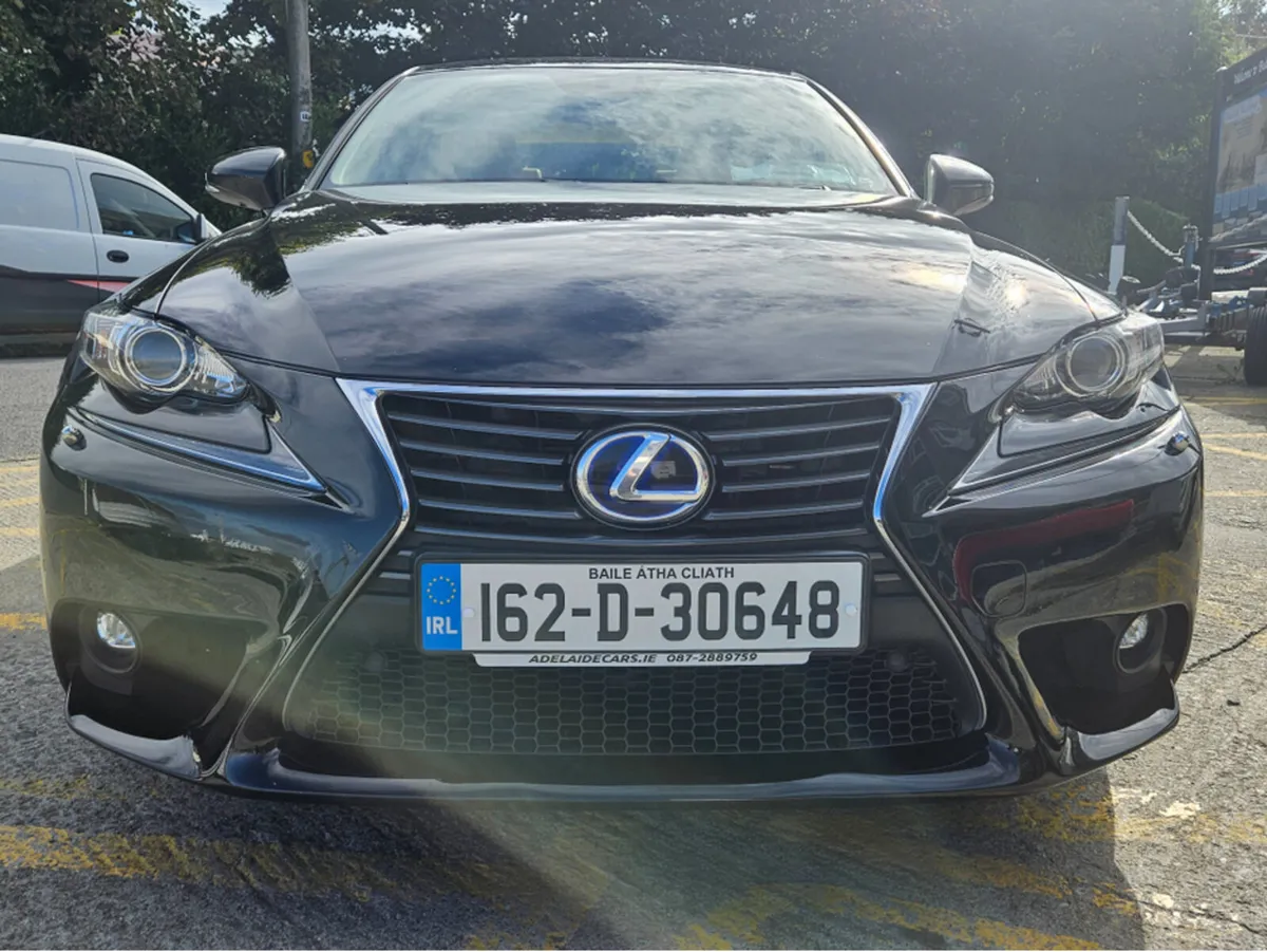 Lexus IS 300 H 2.5 EXECUTIVE EDITION 4DR A - Image 2