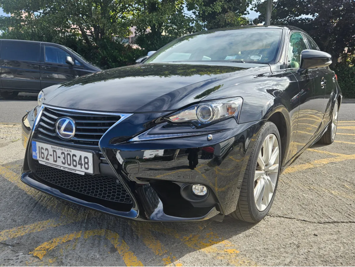 Lexus IS 300 H 2.5 EXECUTIVE EDITION 4DR A - Image 3