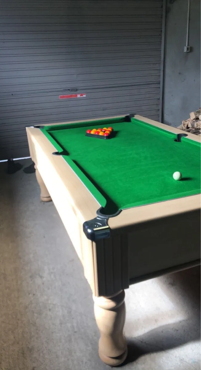 Pool table - Image 4