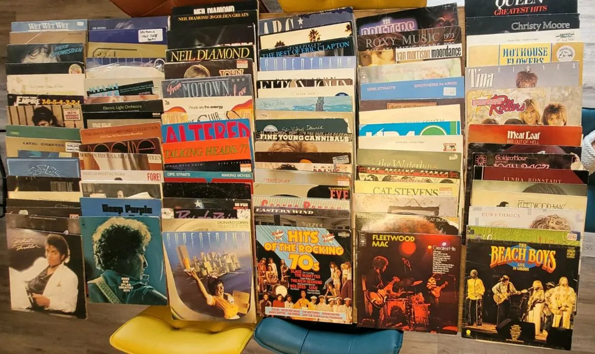Records LP - Image 1