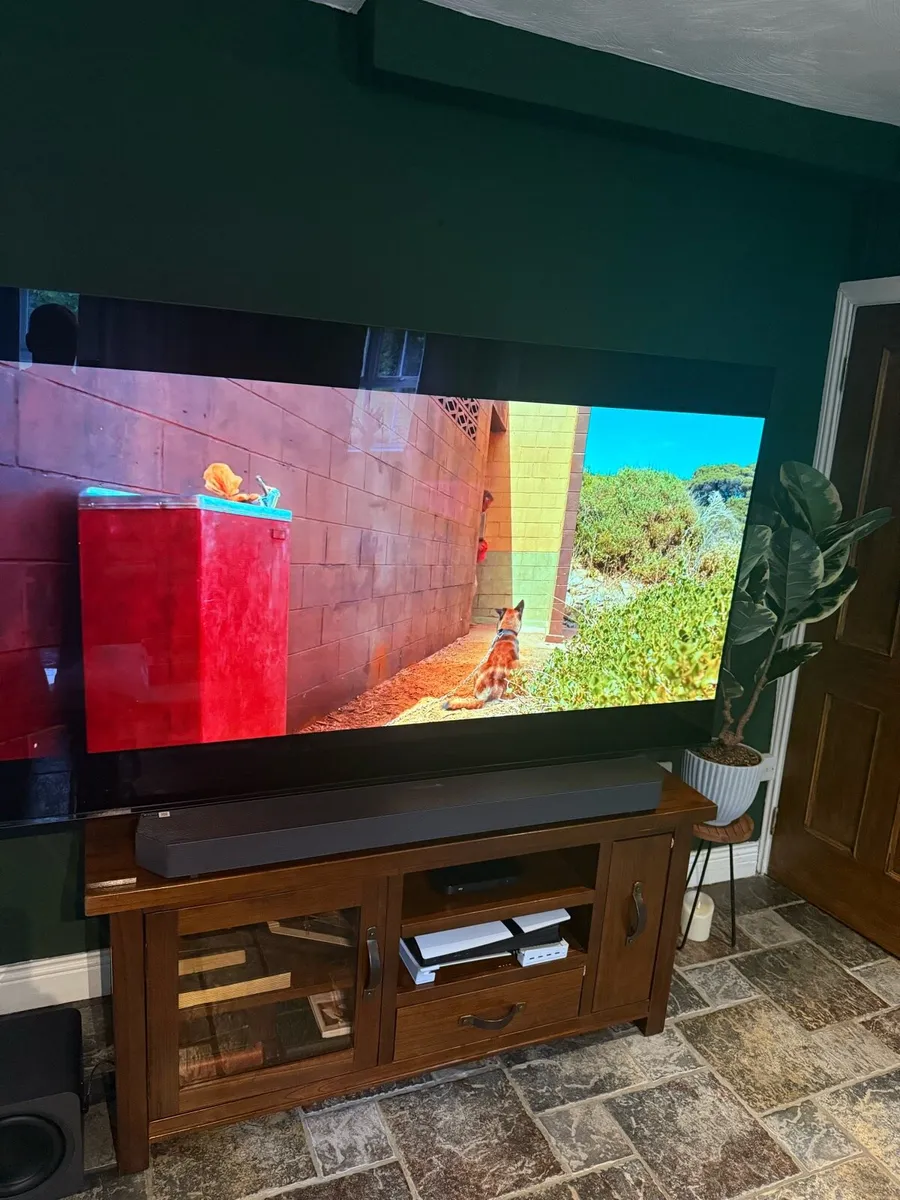 SONY OLED 77 INCH A80J - Image 1
