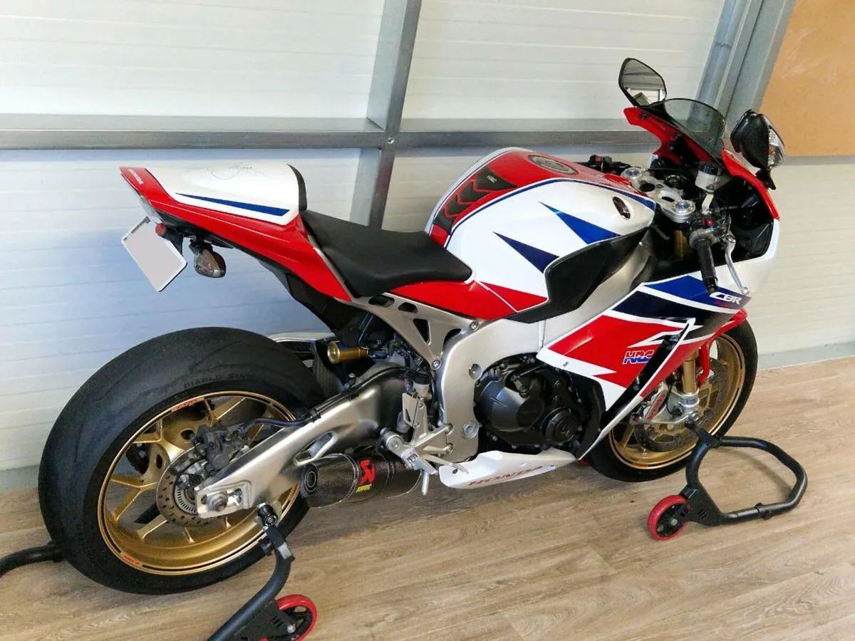 Honda CBR 1000 RR SP Fireblade - Image 3