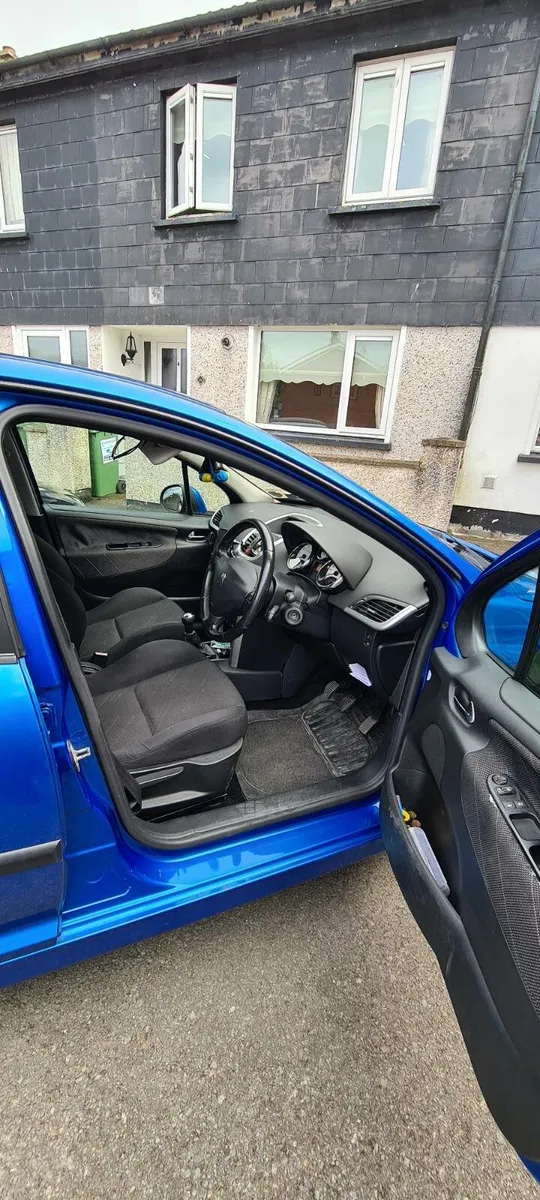 Peugeot 207 (2007) - Image 3