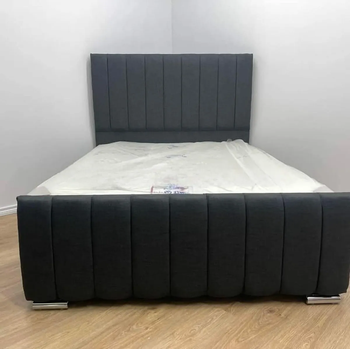 Double Beds With Metress - Image 2