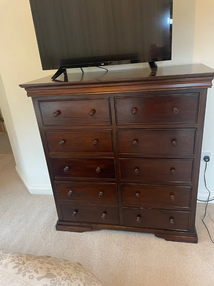 Bedroom range - Image 4