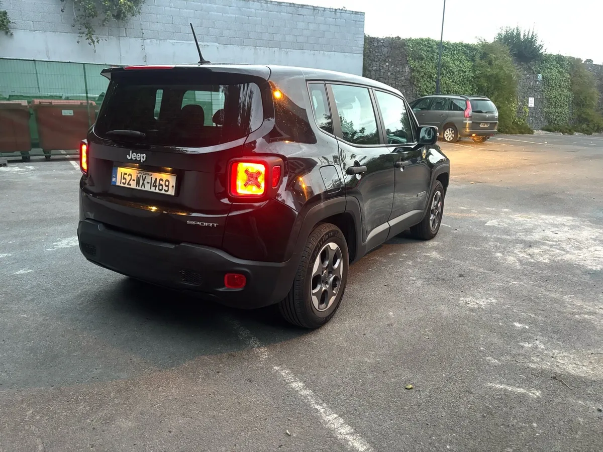 Car - Image 2