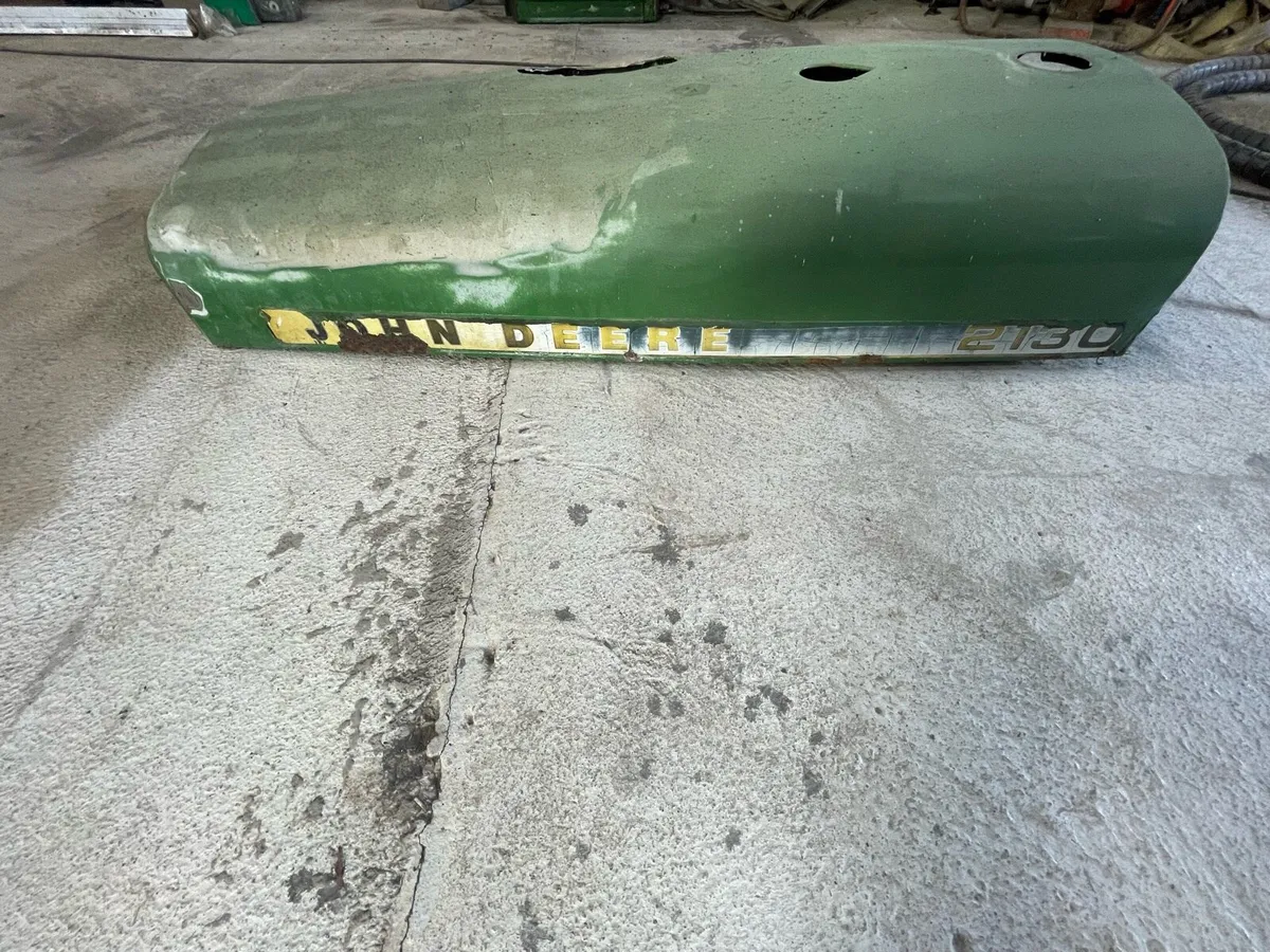 John deere 2130 parts - Image 1