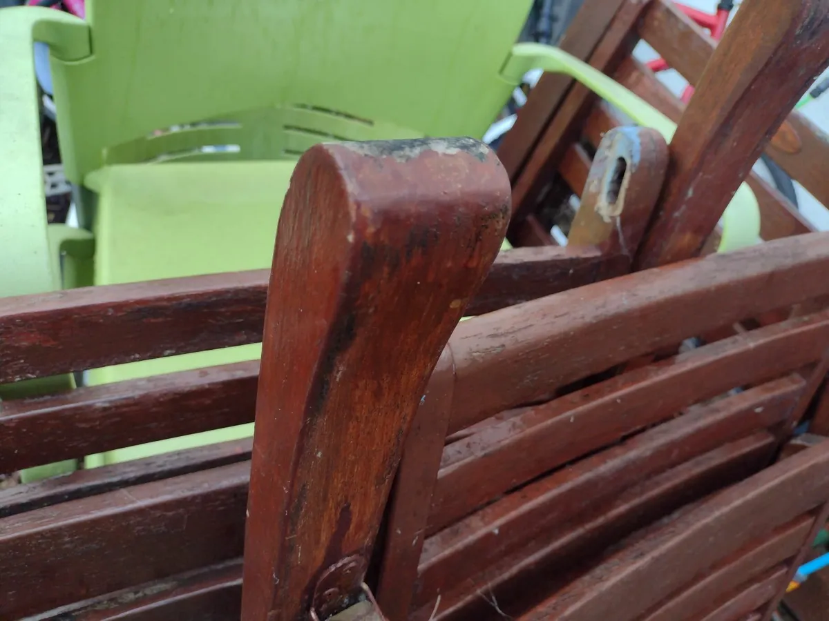 Heavy Solid wood garden/patio chairs - Image 2
