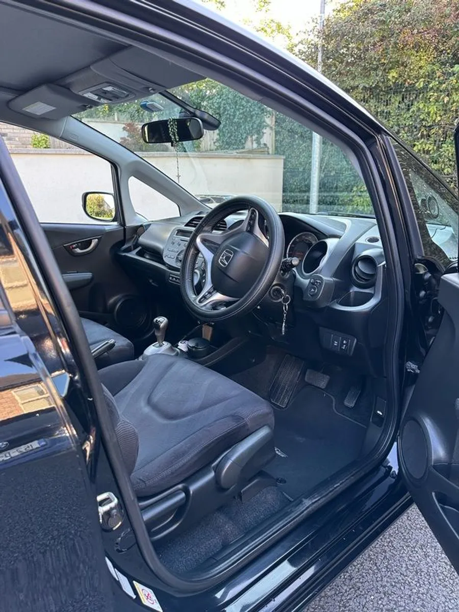 2010 Honda Jazz - Image 4