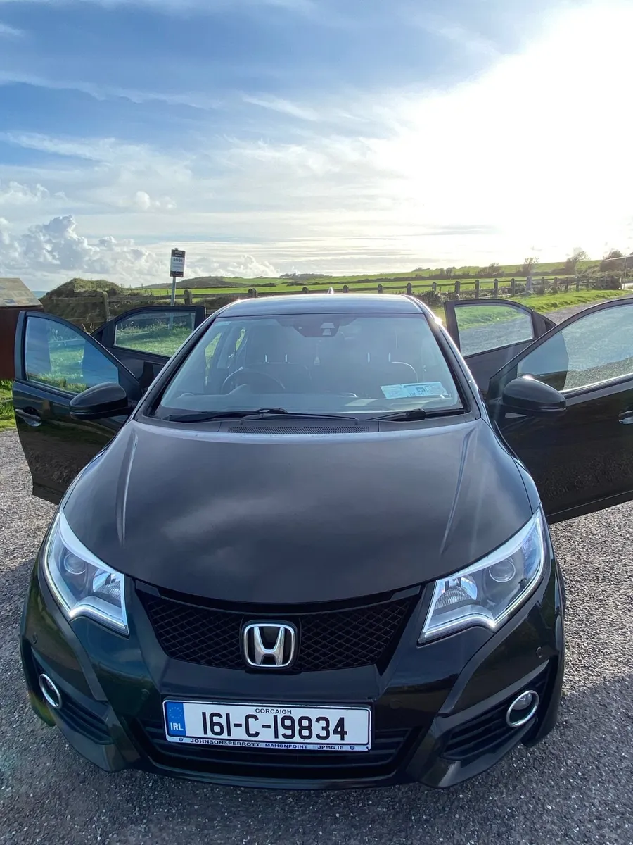 Honda Civic 2016 - Image 3