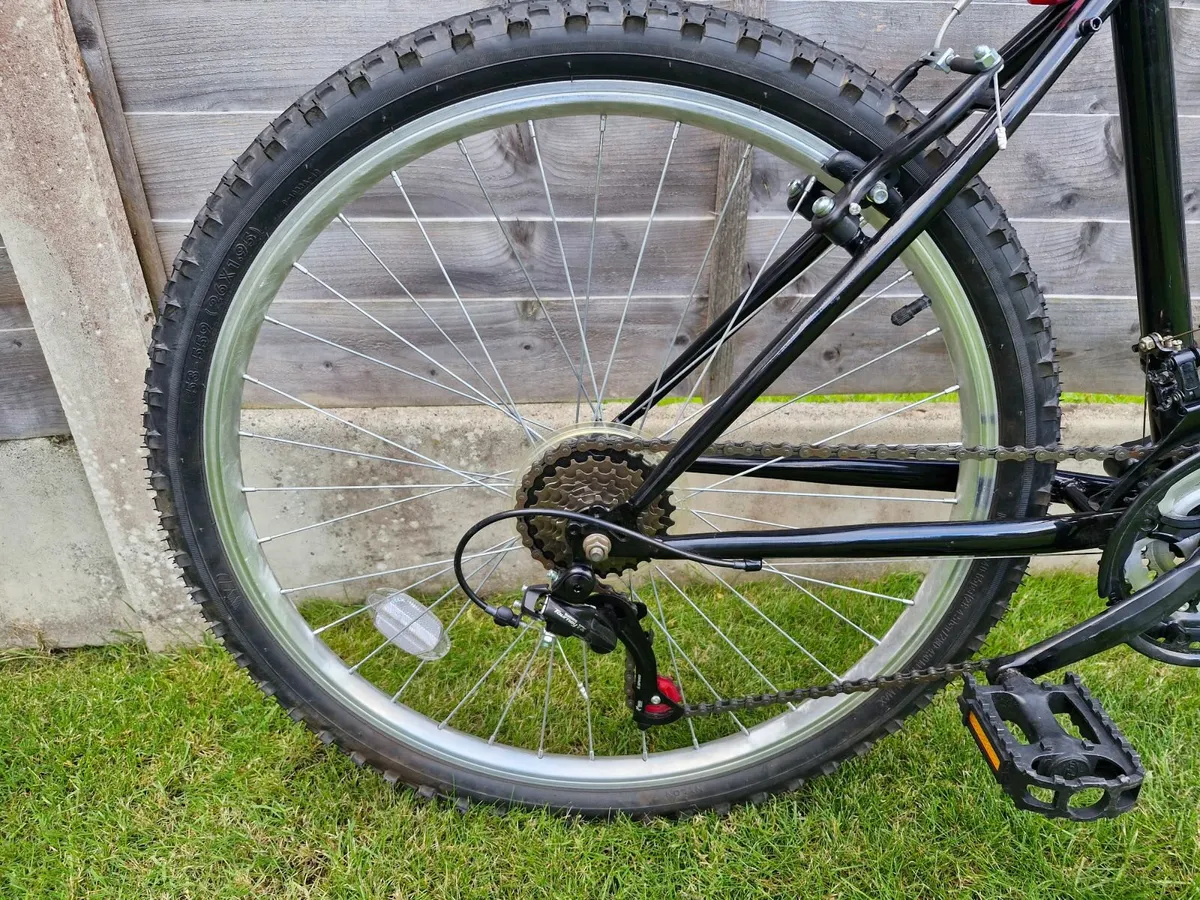 Mountain bike as new immaculate - Image 4