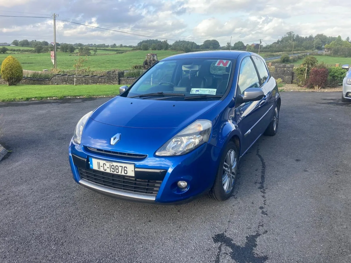 2011 Clio 1.2 read add - Image 1