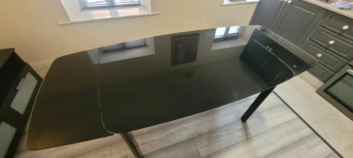 Extendable Black Glass Dining Table – Modern & Sty - Image 3