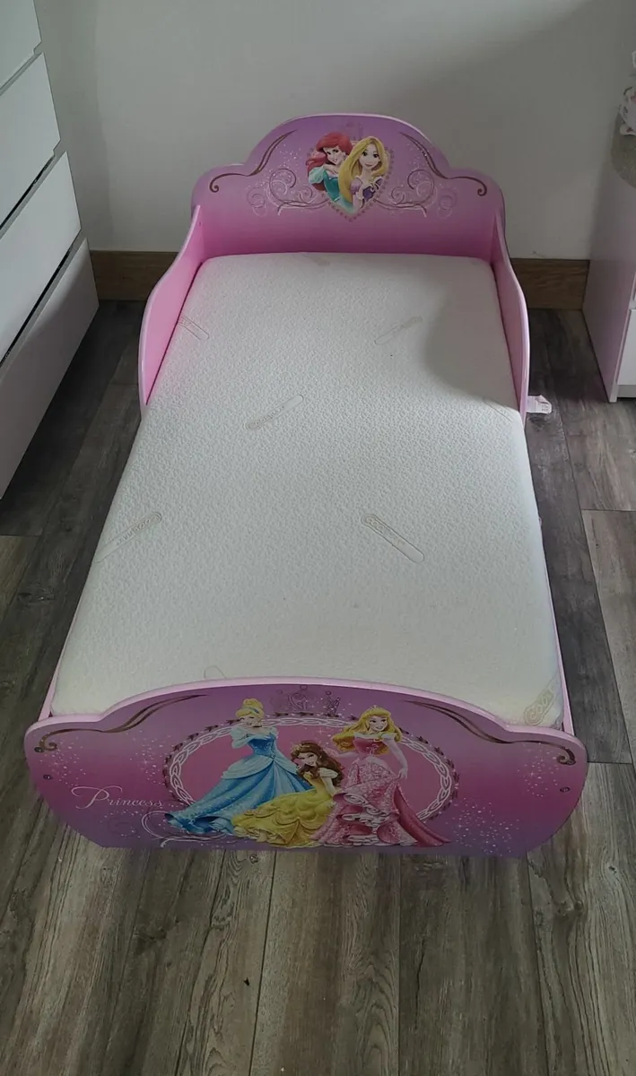 Childs Princess bed