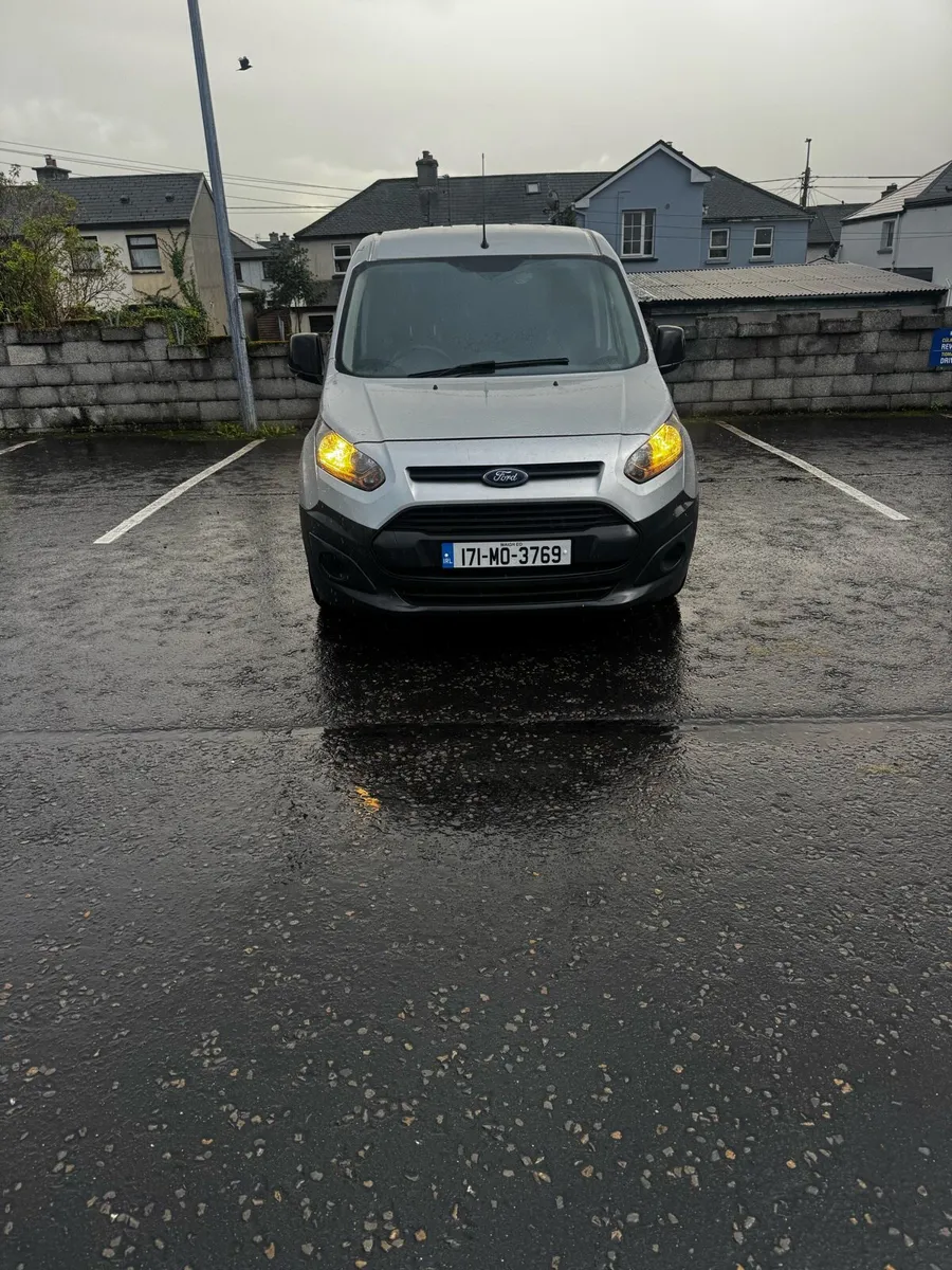 2017 Ford transit connect lwb - Image 2