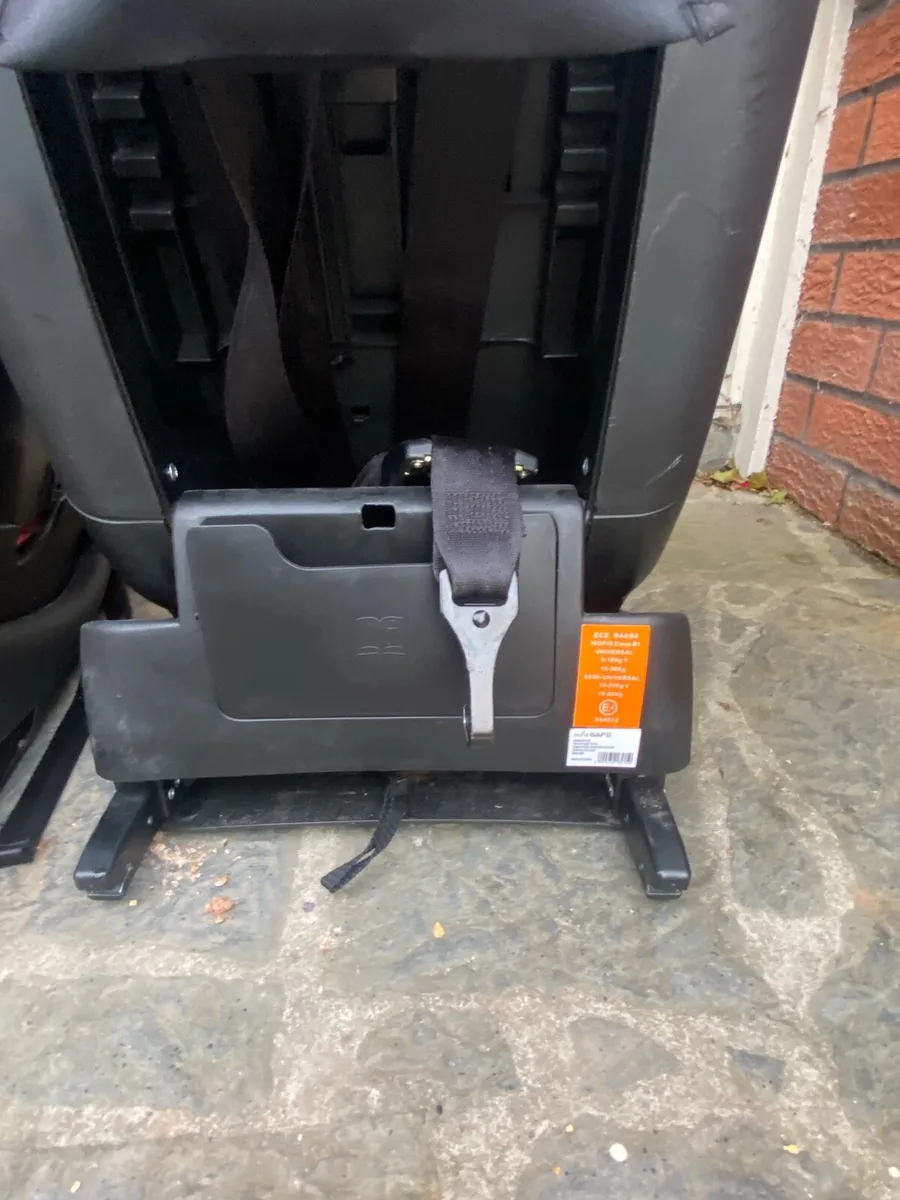 Infasafe car seats - Image 4