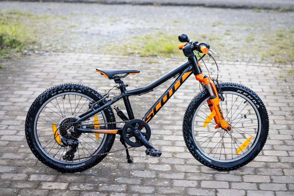 Scott Scale 20 inch Kids Bike - Image 2