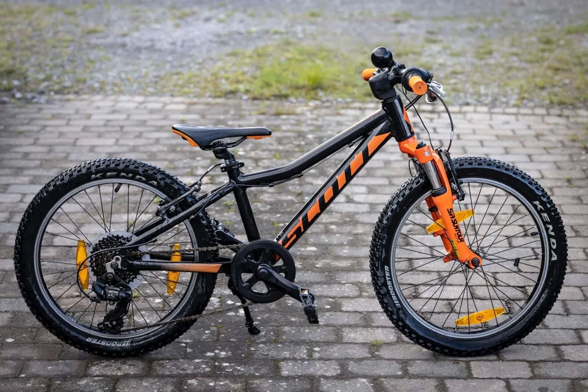 Scott Scale 20 inch Kids Bike - Image 4