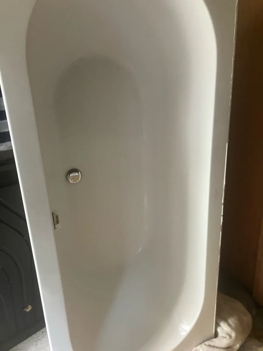 Bath - Image 4