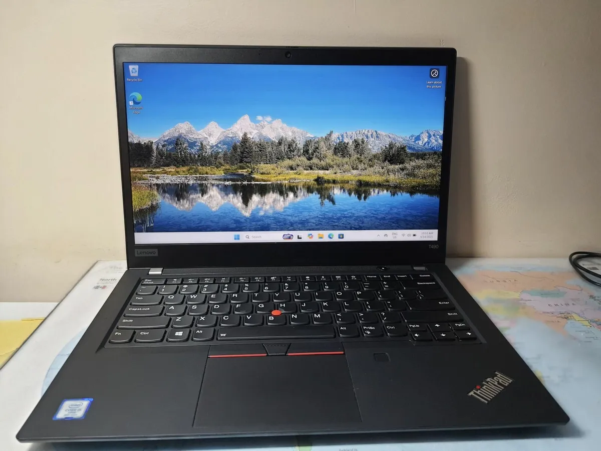 Lenovo ThinkPad T490 i5 8th gen 16/256GB SSD Quad - Image 1