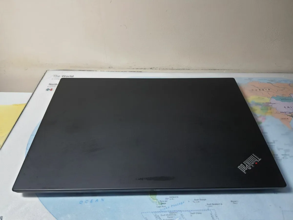 Lenovo ThinkPad T490 i5 8th gen 16/256GB SSD Quad - Image 3