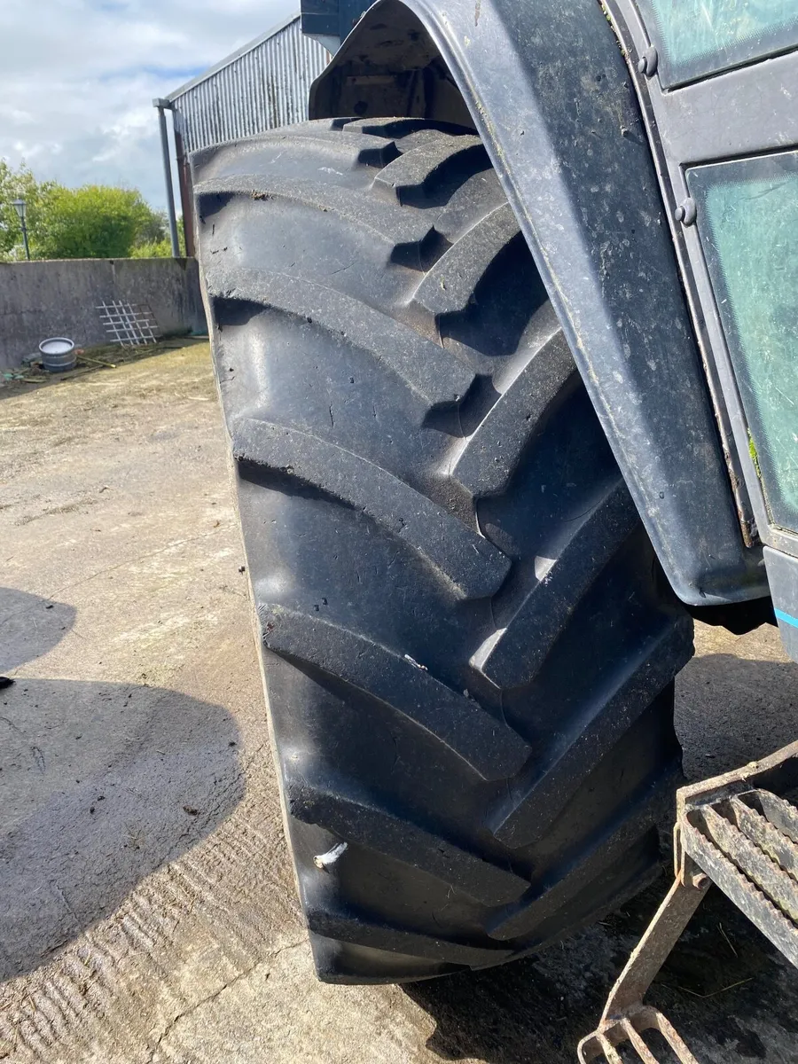 Continental 600 / 65 R 38 tractor tyres - Image 4