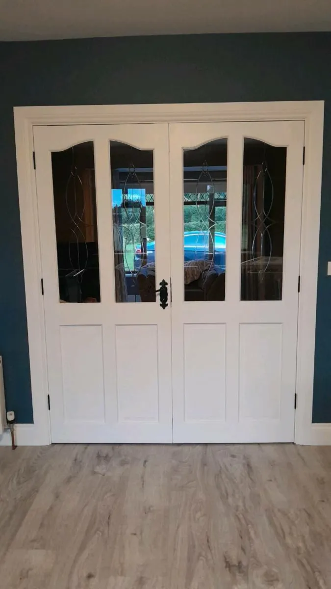 Doors  and cooker - Image 1