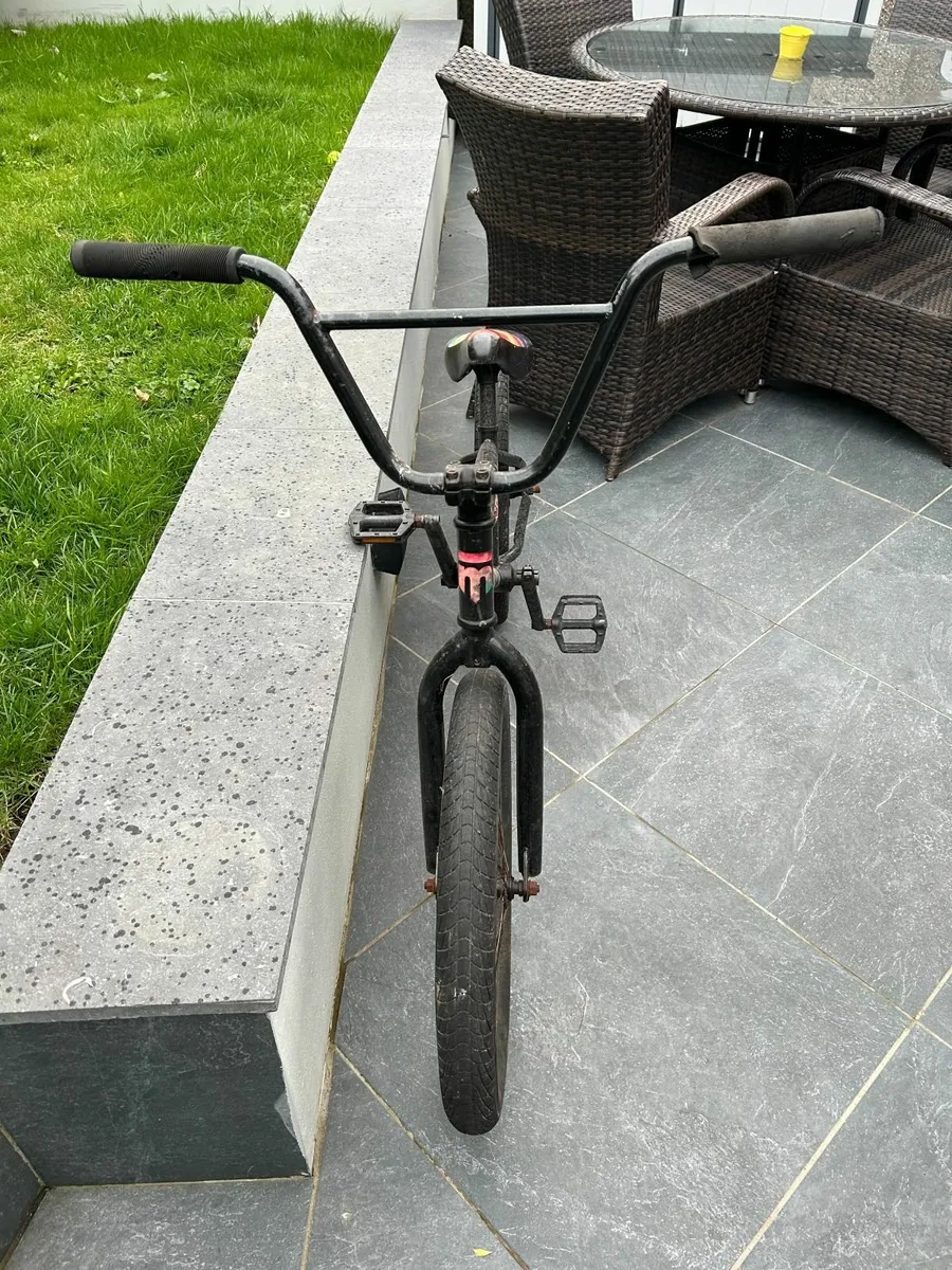 Mongoose bicycle - Image 2
