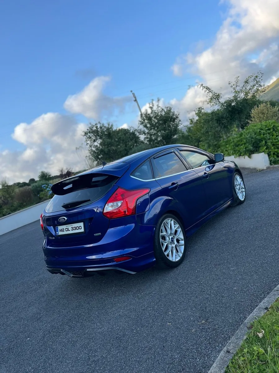 Ford focus - Image 2