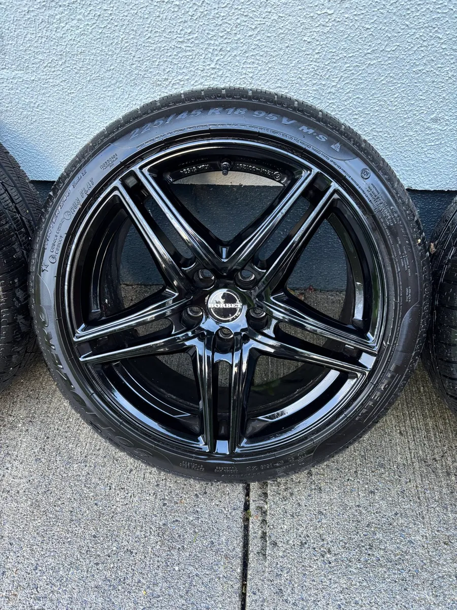Borbet Alloy Wheels with Run Flat Winter Tyres - Image 3