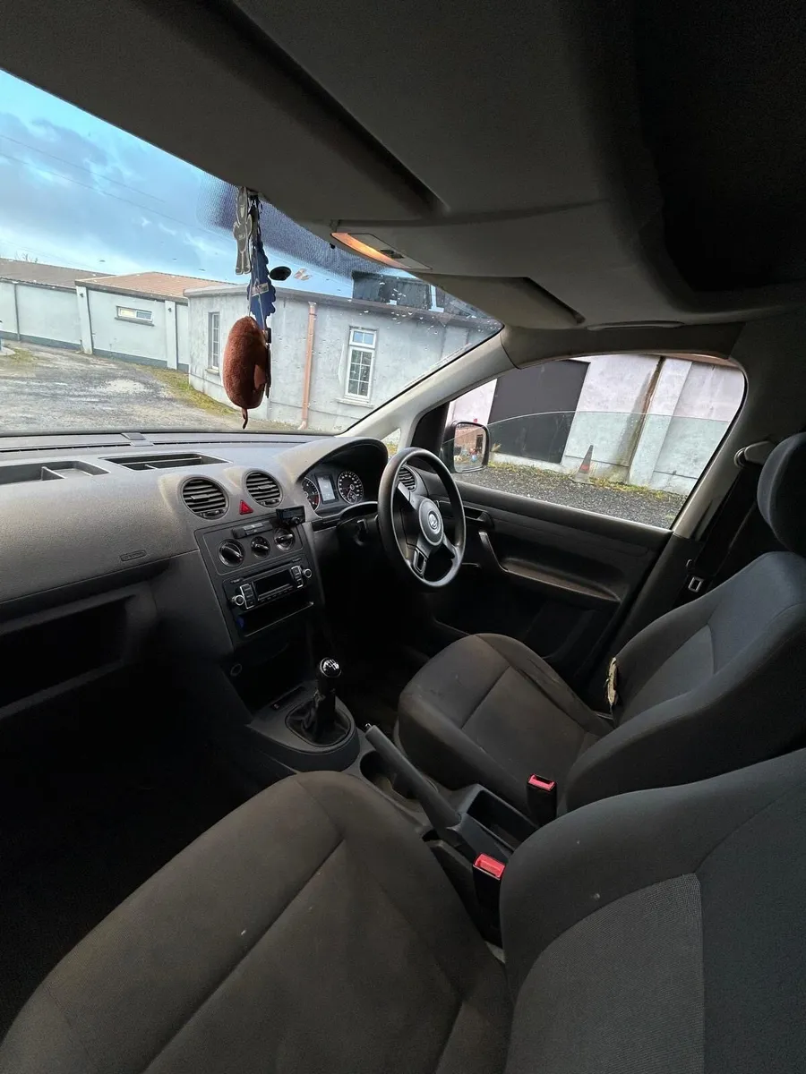 Volkswagen Caddy - Image 3