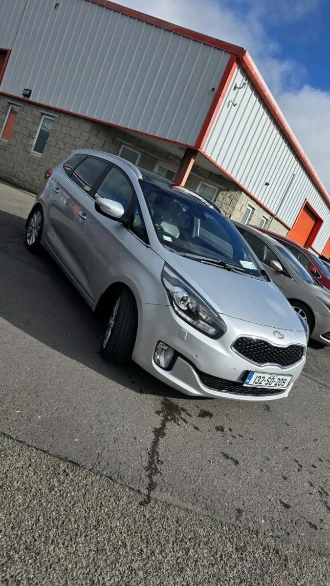 Kia Carens - Image 3