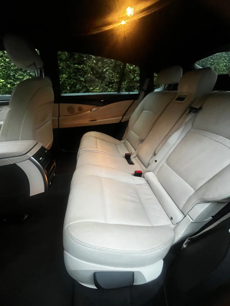 BMW 5-Series GT M SPORT 2015 - Image 3