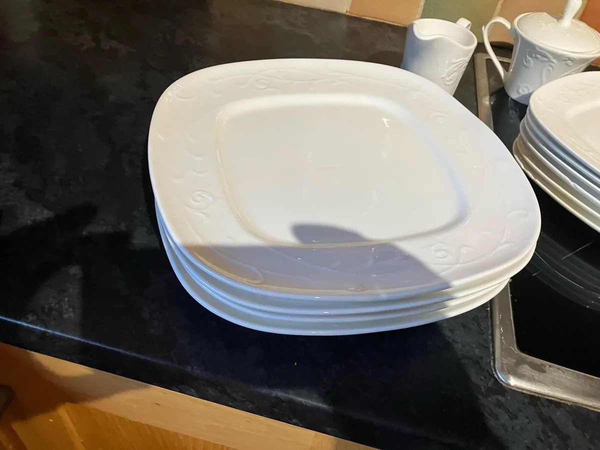 Crockery - Image 2
