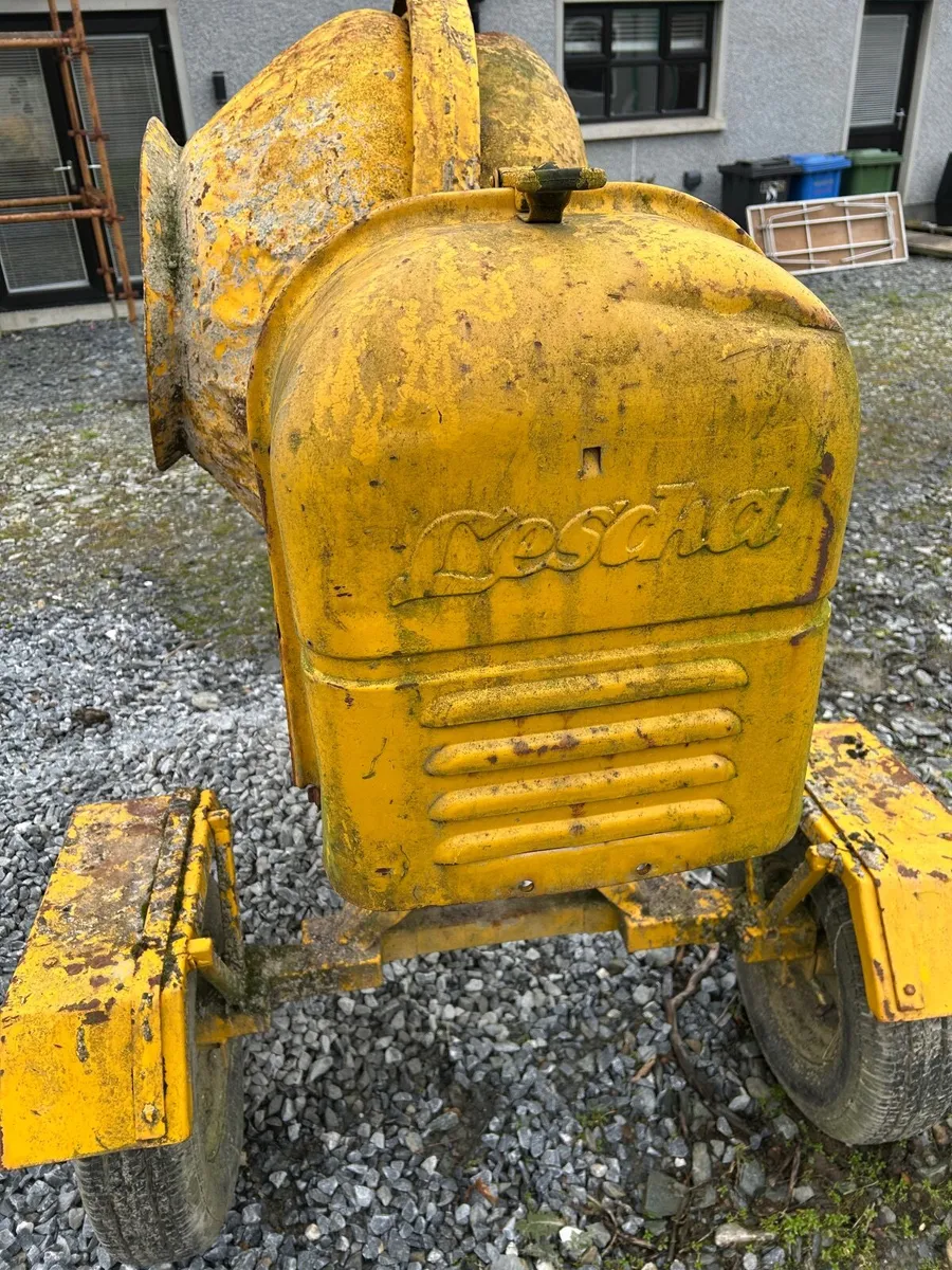 Cement mixer - Image 2