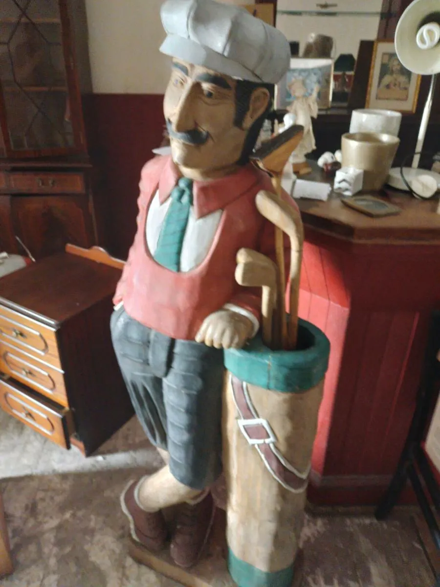 Golf figure solid timber - Image 1