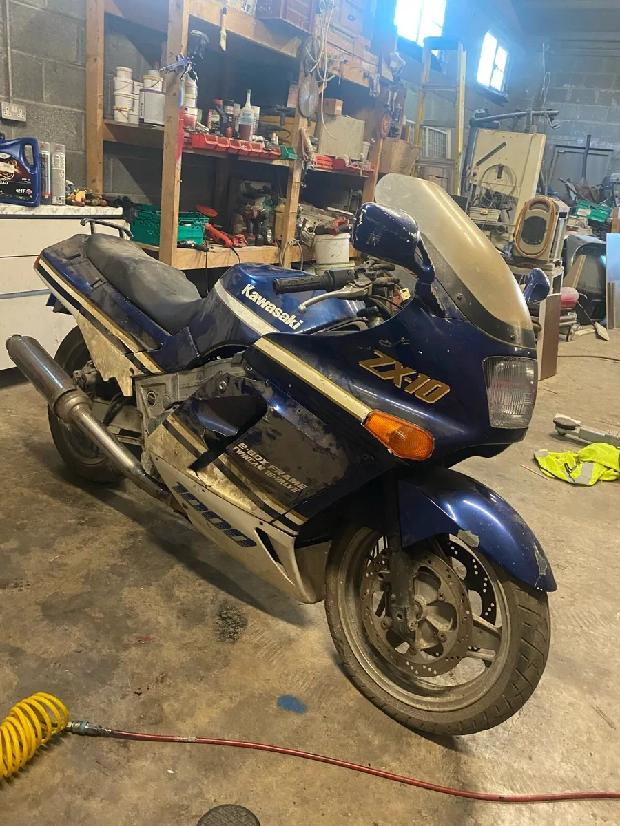 1989 Kawasaki zx10 - Image 1