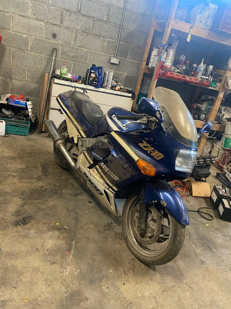 1989 Kawasaki zx10 - Image 4