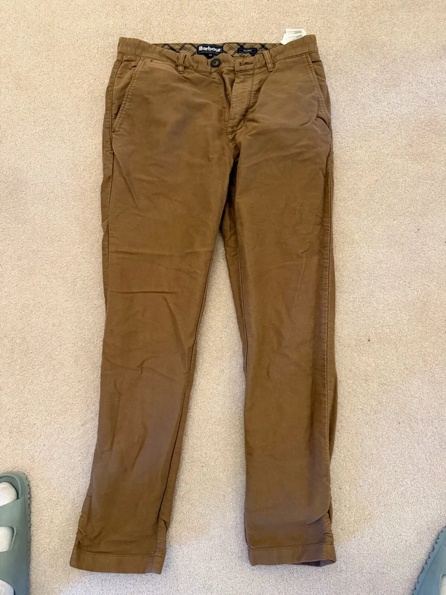 Barbour Men’s Chino - Brown - 32R - Image 1