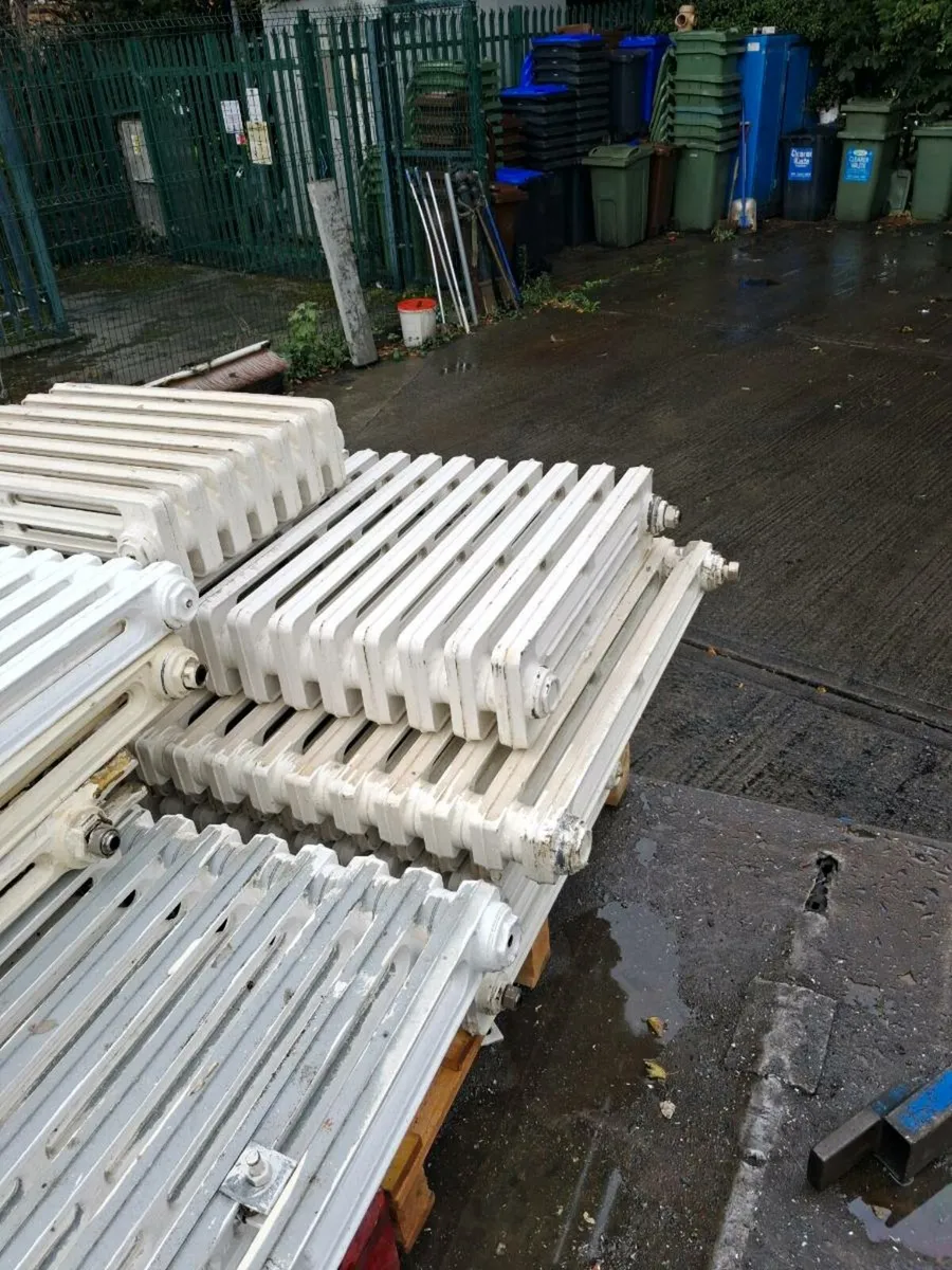 Cast radiators - Image 1