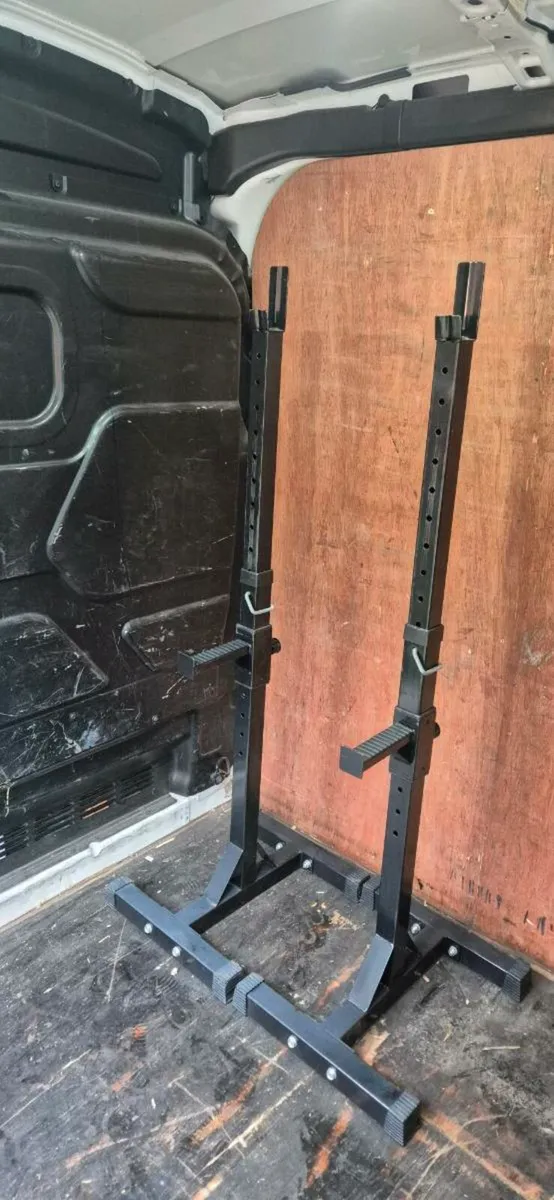 Fully adjustable squat rack - Image 2