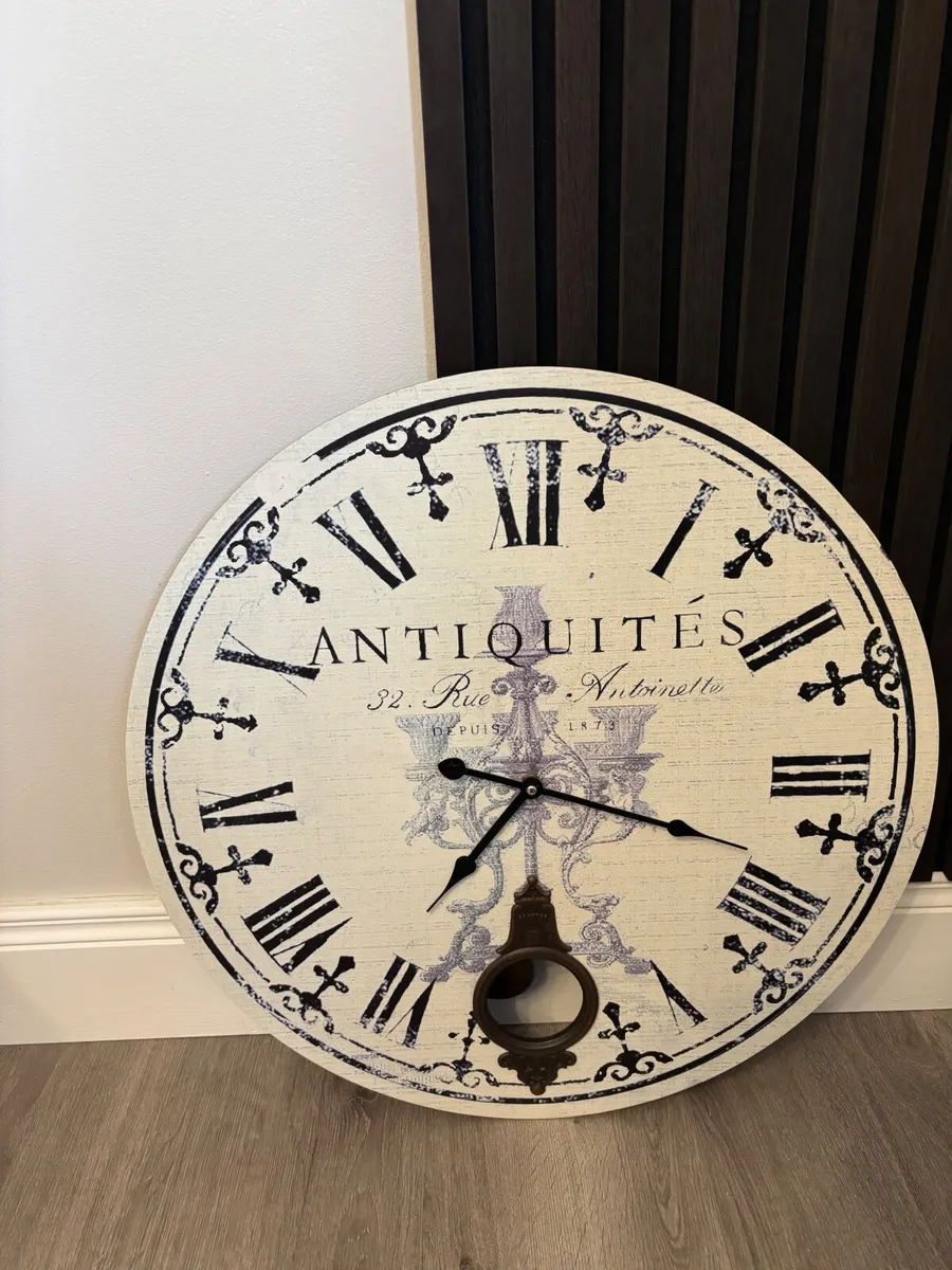 Clock - Image 3